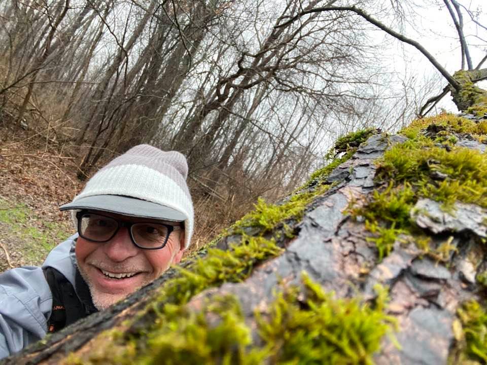 James, Opa Runs, hiding behind a tree