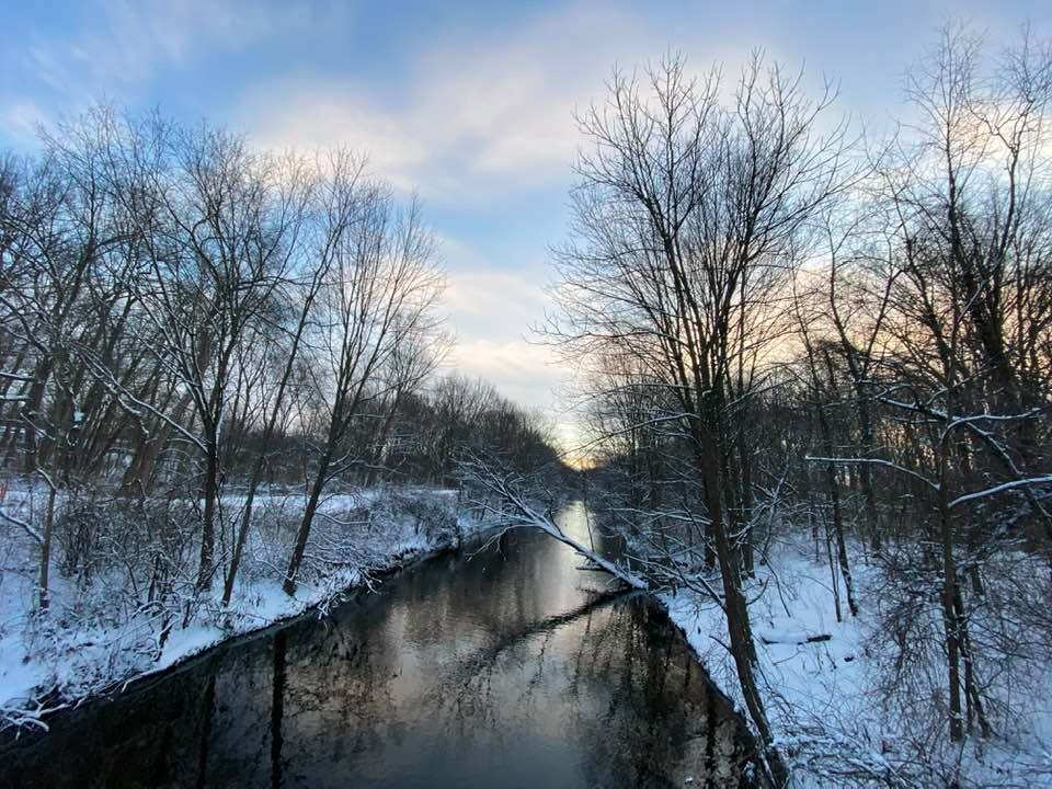 Looking up the canal on a snowy day