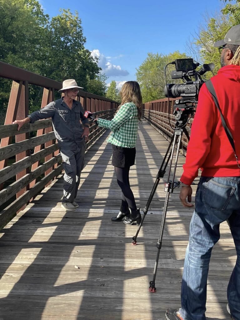 Kelly Kennedy, Channel 19 news ran a follow up to her original reporting on the Tuscarawas River oil spill at Wolf Creek Trailhead in City of Barberton with James, aka Opa Runs and Trash Fish CLE last night.